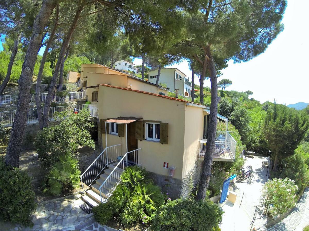 Vacanzamaredue 2 Residence Marina di Campo Exterior photo